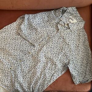 Peau de Loup - short sleeve button down - blue florals